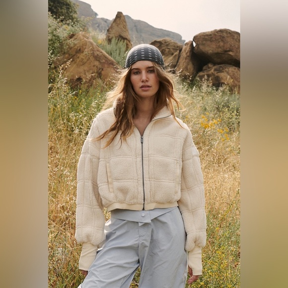 FREE PEOPLE FP MOVEMENT Outward Bounds FLEECE JACKET NWT XL Cream Crop Oversized